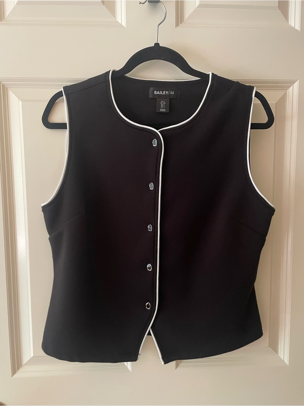 Bailey 44 Black Sleeveless Top with White Piping